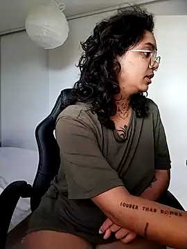 Chat +18 de therealsun8 ao vivo