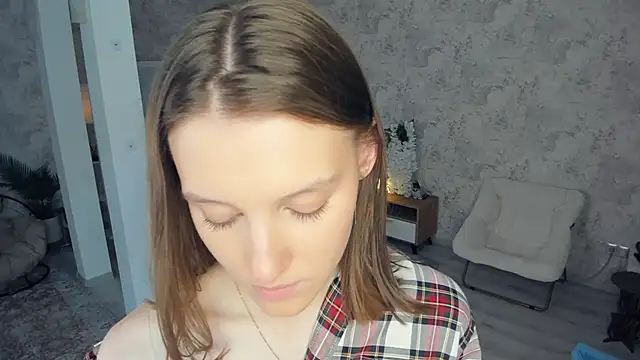 LianneBynon's Live XXX Chat