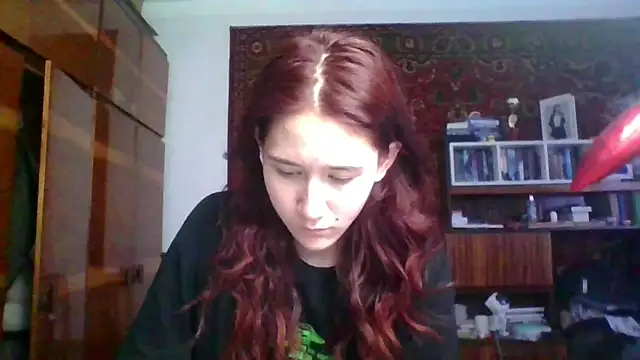 NickiKisinger élő XXX-chatje