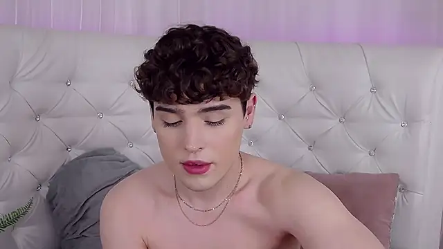 Chat XXX en directo de RobbyCharming