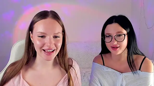 MishkaMe's Live XXX Chat