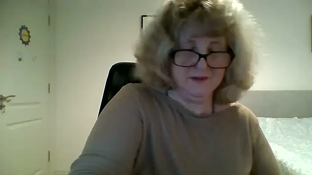 NoraJohnson6 Show Webcam