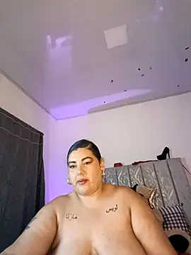 AndreaKinky Chat XXX in diretta