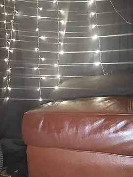 แชท XXX สดของ MrsTorres55