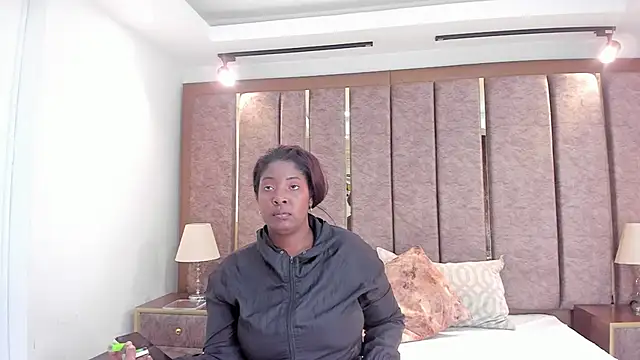 AprilMonroe Show Webcam