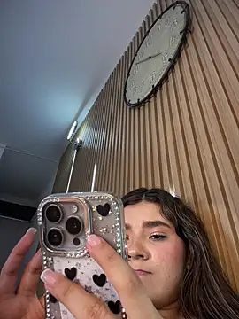 Chat XXX Live mia-rodrigues