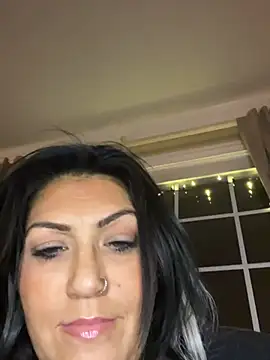 LittleMissEeve Obrolan Langsung XXX