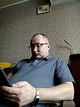 Show modela Nika_Malay na web-kameri