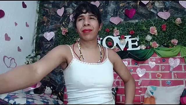 DesireDirtyTS__ 即時 XXX 聊  天