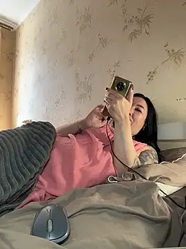 Chatroom XXX en direct de Naughtbaby_2025