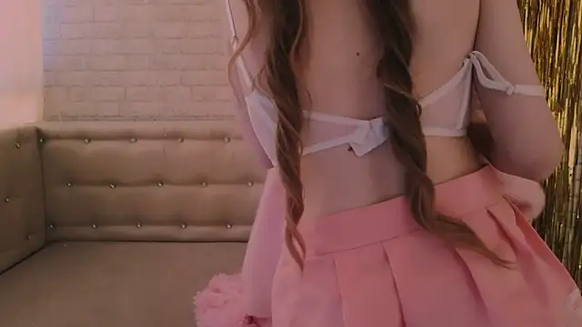 AnimeAlica18 Adlı Modelin Canlı XXX Sohbeti