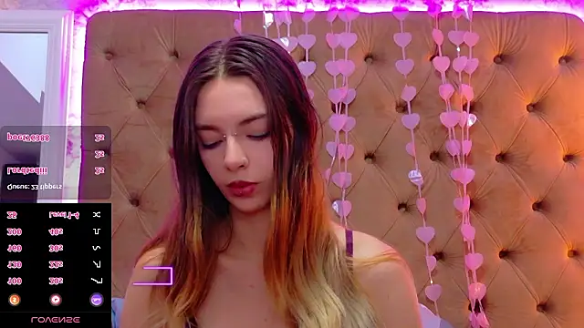 CoraVex লাইভ XXX চ্যাট