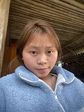 Sophia-123 即時 XXX 聊天