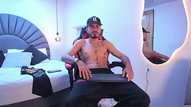 MatthewCullen: α πευθείας συνομιλία ΧΧΧ