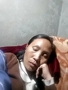 Diana-02 Adlı Modelin Canlı XXX Sohbeti