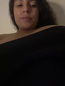 FerLondon55 Adlı Modelin Canlı XXX Sohbeti