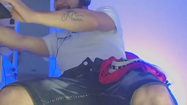 body_x29: απευθείας συνομιλία ΧΧΧ