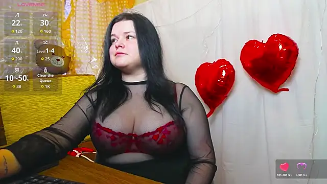 Show modela Linasexy777 na web-kameri