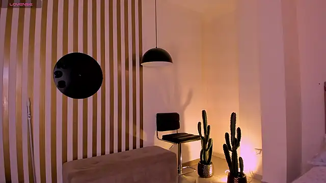 دردشة SussyBellX الجنسية المباشرة