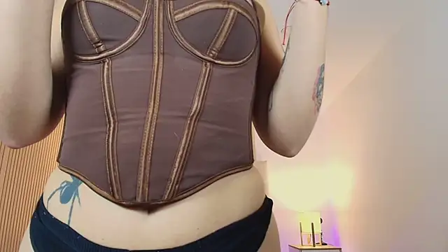 Chat +18 de Baby_Venuss ao vivo