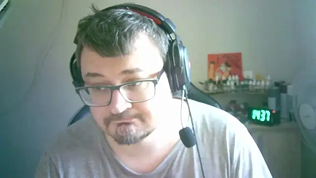 Živý XXX chat SirAbuser