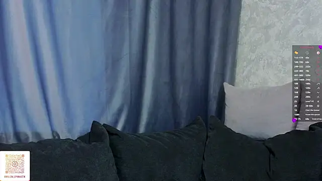 NaughtySeraphineのライブXXXチャット