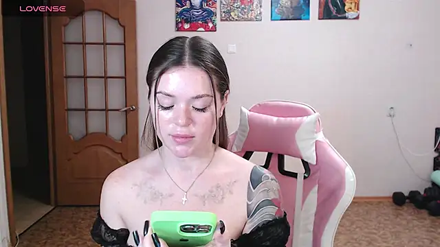 miaacattn Webbikameraesitys