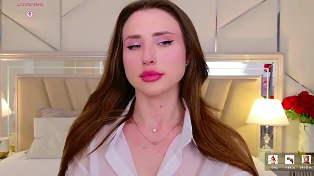 Jullia_Carter Show Webcam