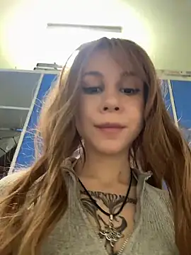 RosieSecret Adlı Modelin Canlı XXX Sohbeti