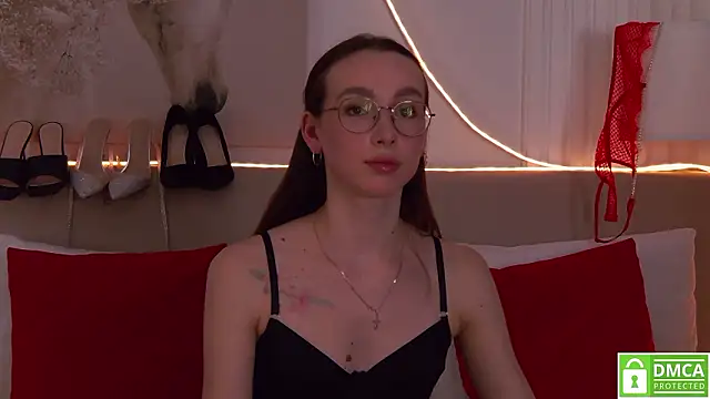 Emily_SimonのライブXXXチャット