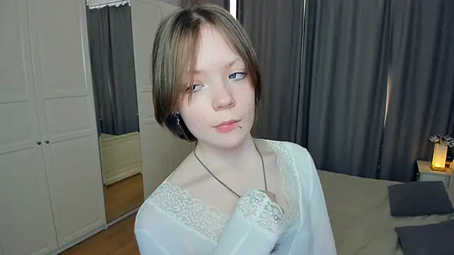 XXX chat uživo modela LavenderMitten