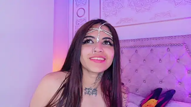 Cori_Paige Live XXX-chat