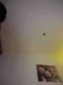 Show modela Your_HoneyXXX na web-kameri