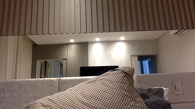 VeraVelvet: онлайн-секс-чат