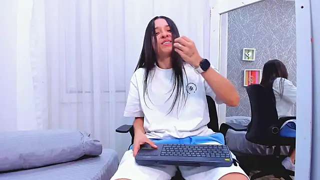 ViictoriiaSaenz Live XXX-chat