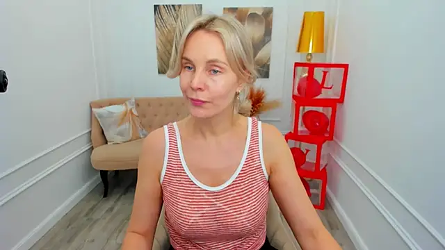 Sinty_Devis Chat XXX in diretta