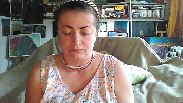 MariaAnaSunshine 现场XXX聊天