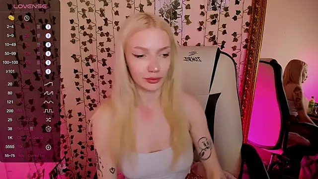 AnyaTaylor_ Live XXX-Chat