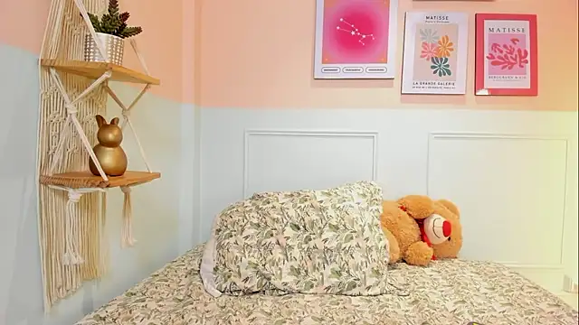 NaeniaDemon_ Webcamshow