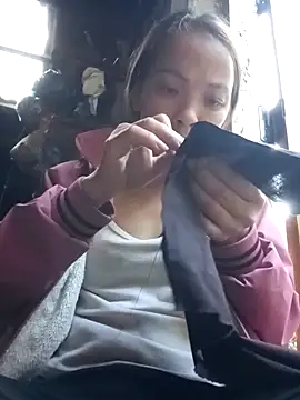 Andrea-688's Live XXX Chat