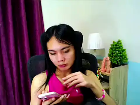 devine_goddess Show Webcam