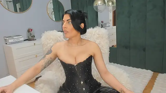 Chat XXX ao vivo de ElisaBaxter