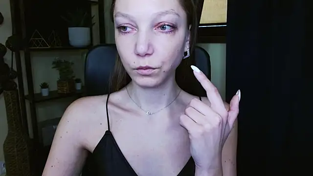 Živý XXX chat EmillyPlay