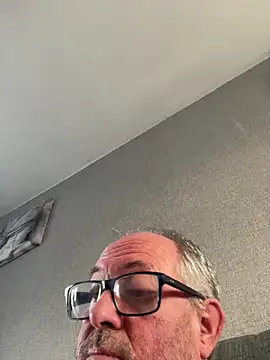 naughtygrandad1のウェブカメラショー