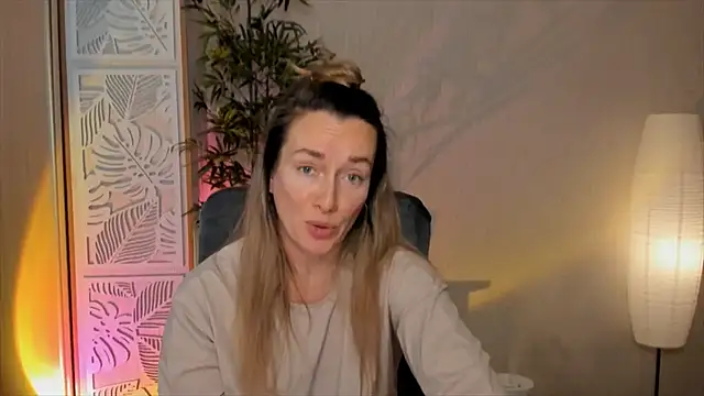 RebeccaMartinez – Naživo XXX chat