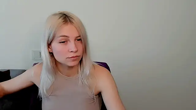 Chatroom XXX en direct de FoxyKathryn