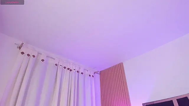 Genesis_And_Jack_ Live XXX-chat