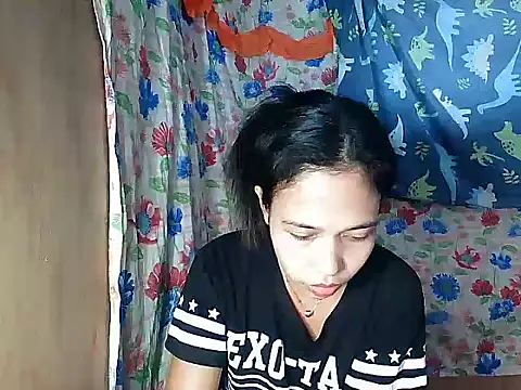 Chat XXX ao vivo de PinaySkinnyGirl