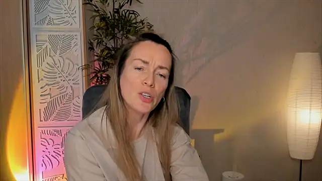 Chat XXX ao vivo de RebeccaMartinez