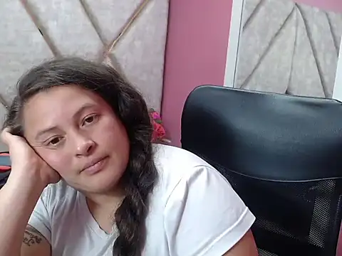 Chat XXX en directo de Sarah_Boobs_